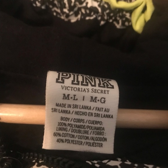 Barely worn lined Pink jacket! - Picture 4 of 4